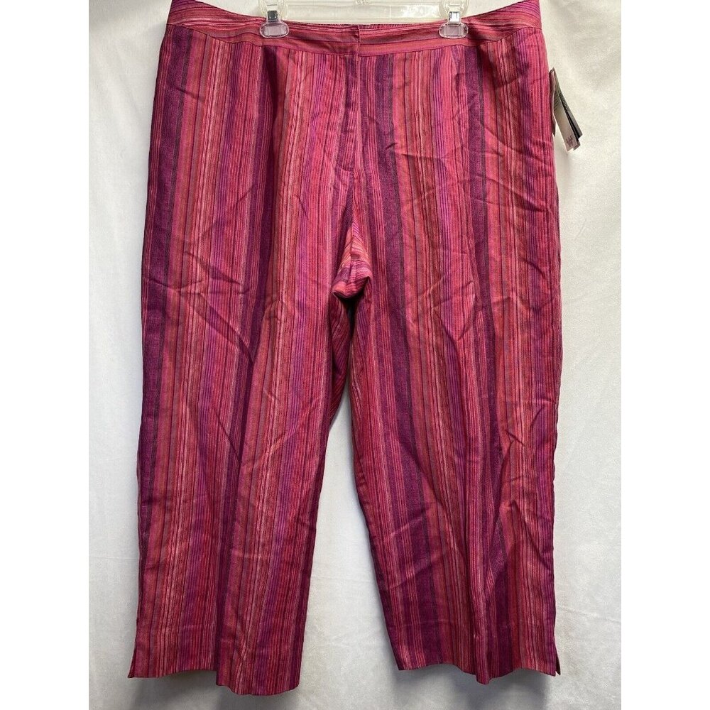 Briggs New York Pink Striped Cropped Pants